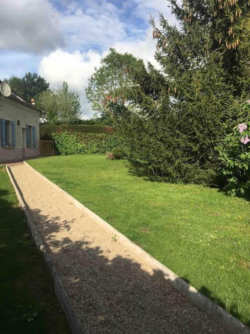 Cottage De Charme A La Campagne Aulnoy Экстерьер фото